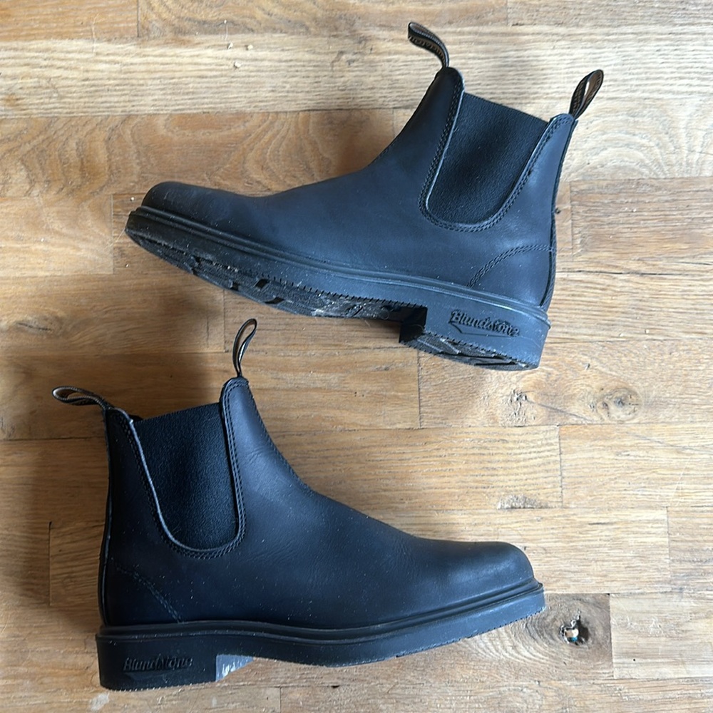 Blundstone boots black women’s 9.5